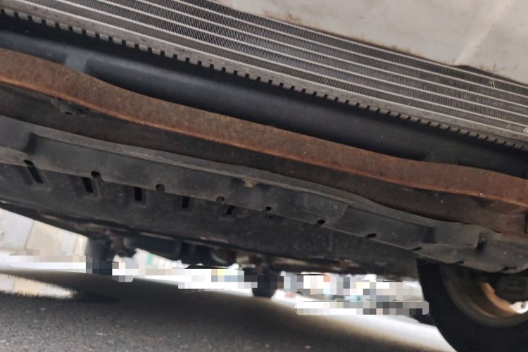 Used Wuling Hongguang 2014 1.5L S Luxury Model Chassis Front