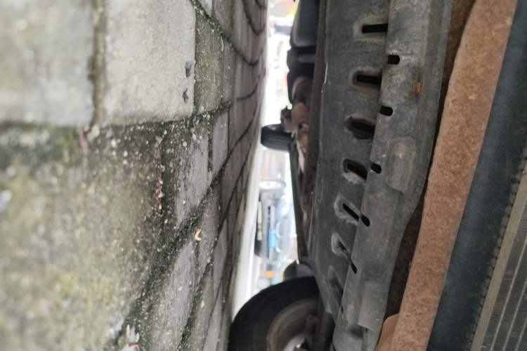 Used Wuling Hongguang 2014 1.5L S Luxury Model Chassis Front
