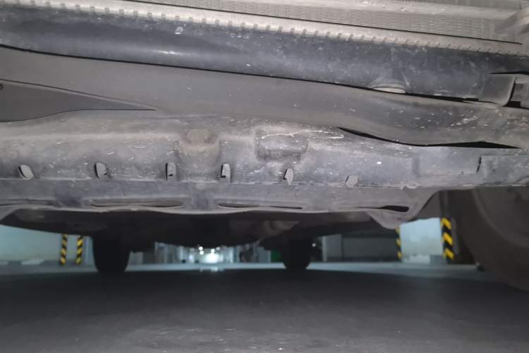 Used Wuling Hongguang 2014 1.5L S Luxury Model Chassis Front