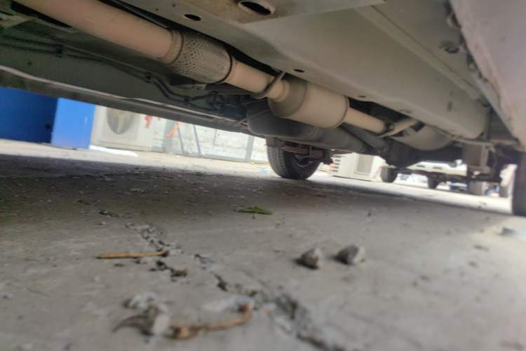 Used Wuling Hongguang 2014 1.2L Base Model China IV Chassis Front Left