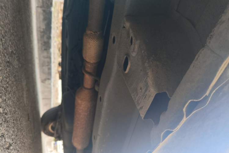 Used Wuling Hongguang 2014 1.5L S Standard Version Chassis Front Left