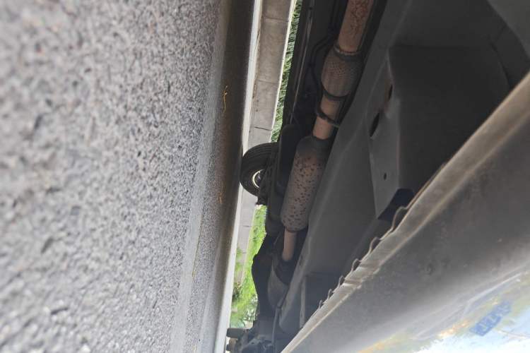 Used Wuling Hongguang 2014 1.5L S Standard Version Chassis Front Left