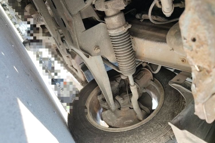 Used Wuling Hongguang 2014 1.5L S Standard Version Chassis Front Left