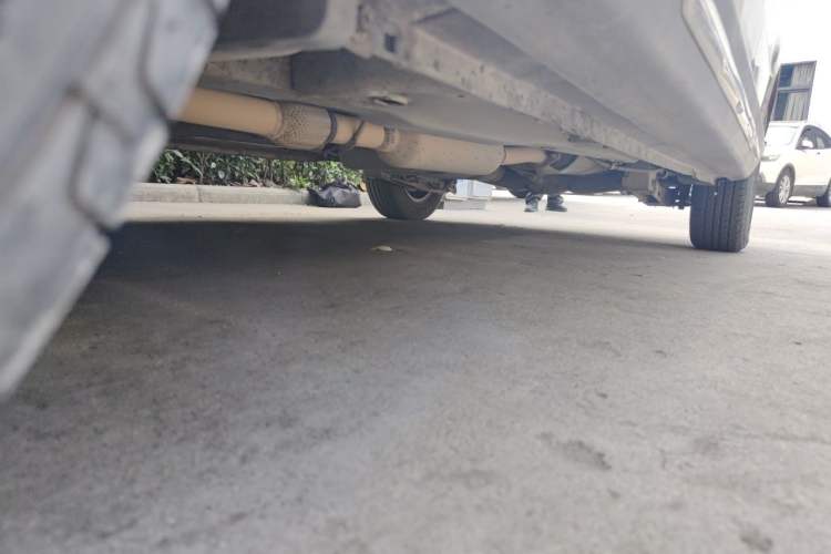 Used Wuling Hongguang 2014 1.5L S Comfort Model Chassis Front Left