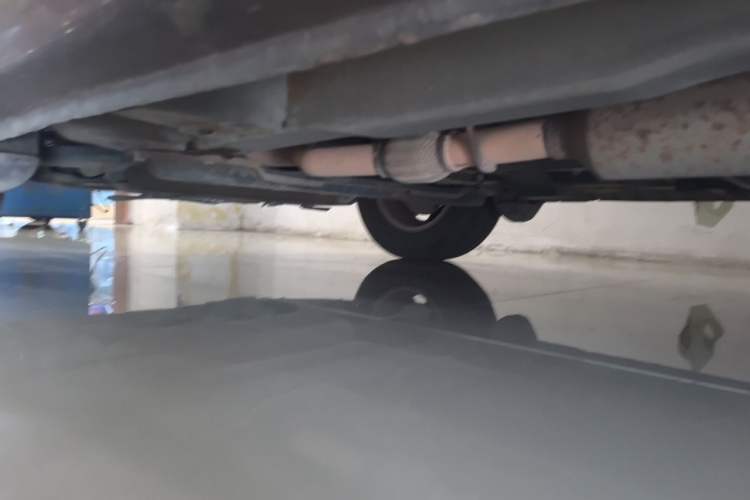 Used Wuling Hongguang 2014 1.5L S Standard Version Chassis Front Left