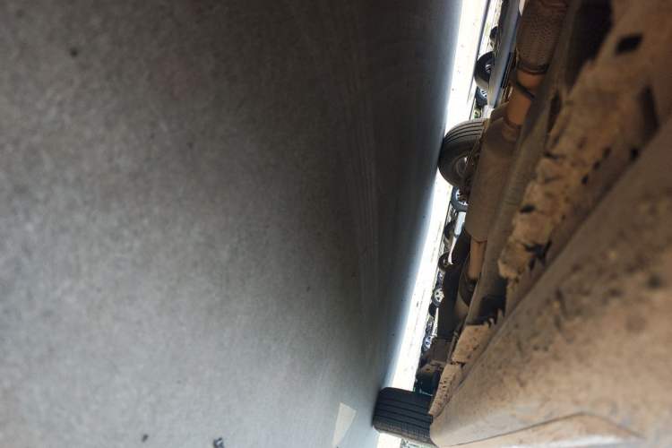 Used Wuling Hongguang 2014 1.5L S Standard Version Chassis Front Left