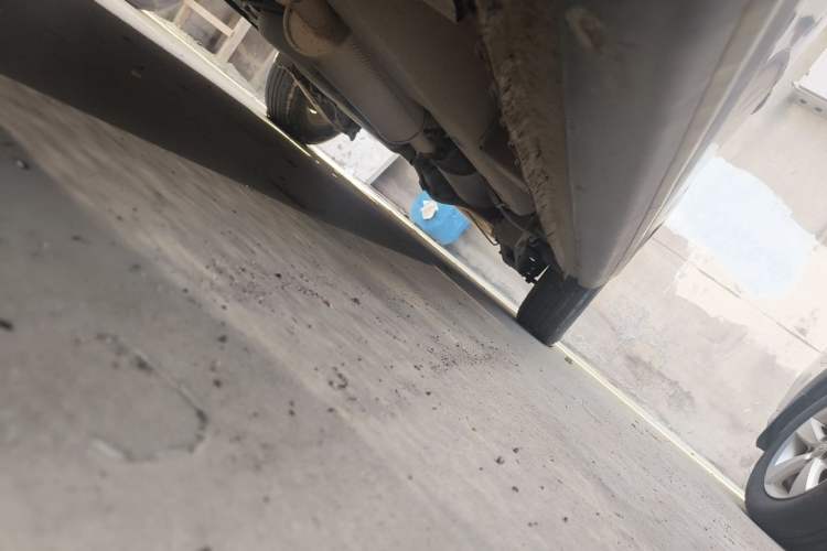 Used Wuling Hongguang 2014 1.2L S Comfort Model China IV Chassis Front Left