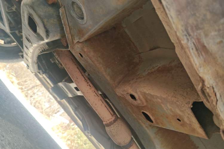 Used Wuling Hongguang 2014 1.5L S Comfort Model Chassis Front Left