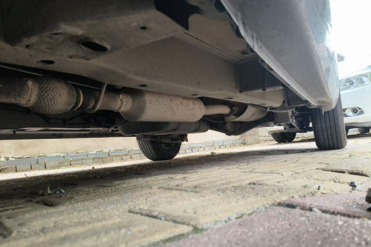 Used Wuling Hongguang 2014 1.5L S Standard Version Chassis Front Left