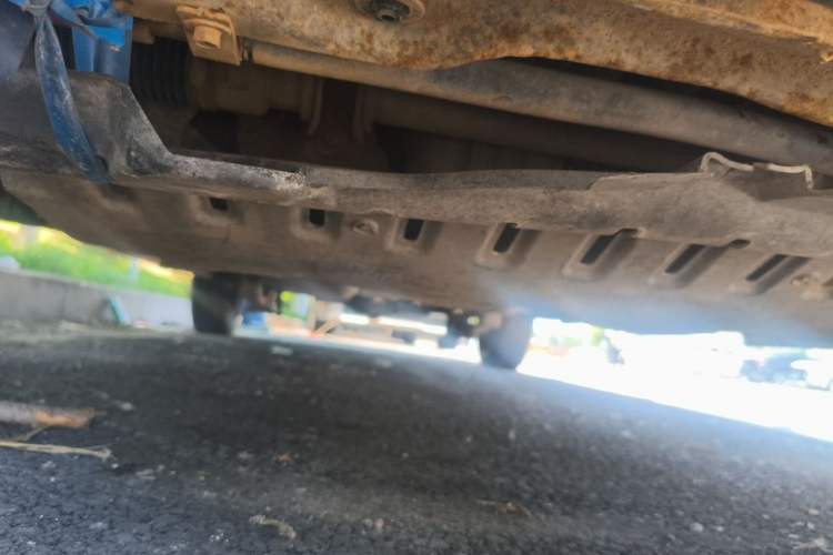 Used Wuling Hongguang 2014 1.2L Base Model China IV Chassis Front