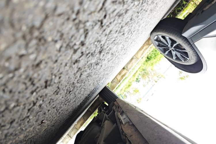 Used Wuling Hongguang 2014 1.2L S Comfort Model China IV Chassis Front Right