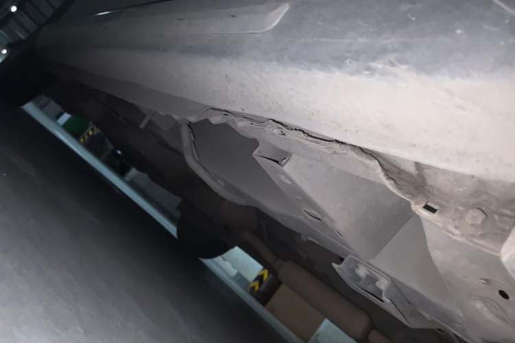 Used Wuling Hongguang 2014 1.5L S Luxury Model Chassis Front Right
