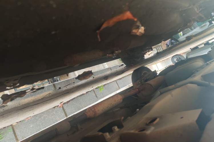 Used Wuling Hongguang 2014 1.5L S Luxury Model Chassis Front Right