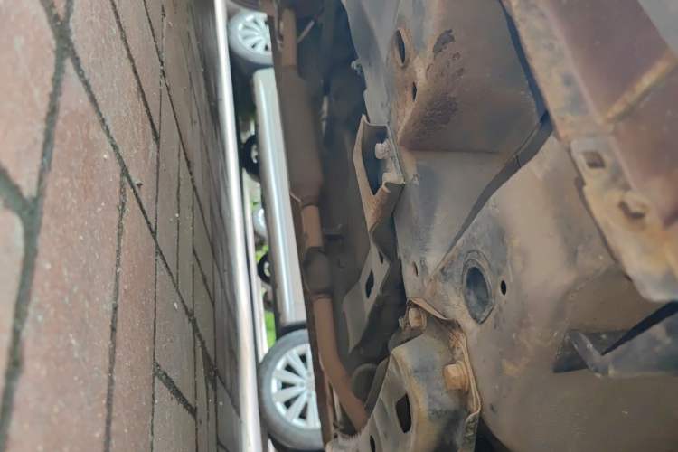 Used Wuling Hongguang 2014 1.5L S Comfort Model Chassis Front Right