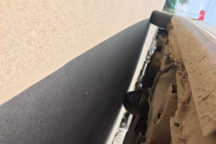 Used Wuling Hongguang 2014 1.5L S Standard Version Chassis Front Right