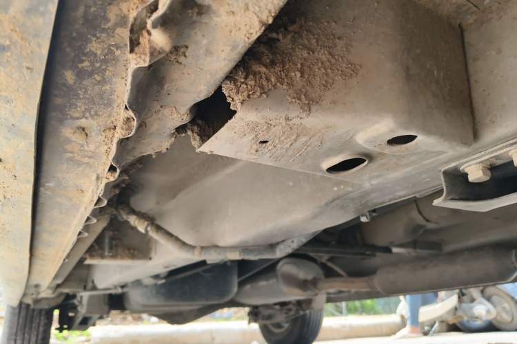 Used Wuling Hongguang 2014 1.5L S Comfort Model Chassis Front Right