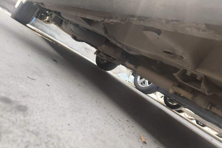 Used Wuling Hongguang 2014 1.2L S Comfort Model China IV Chassis Front Right