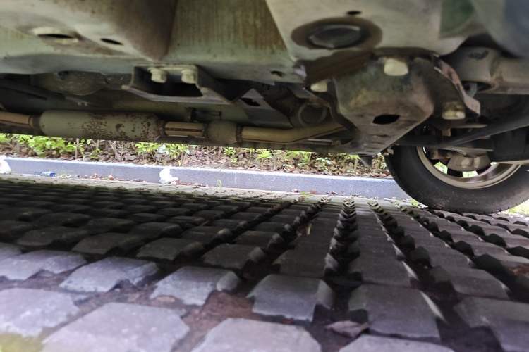 Used Wuling Hongguang 2014 1.5L S Comfort Model Chassis Front Right
