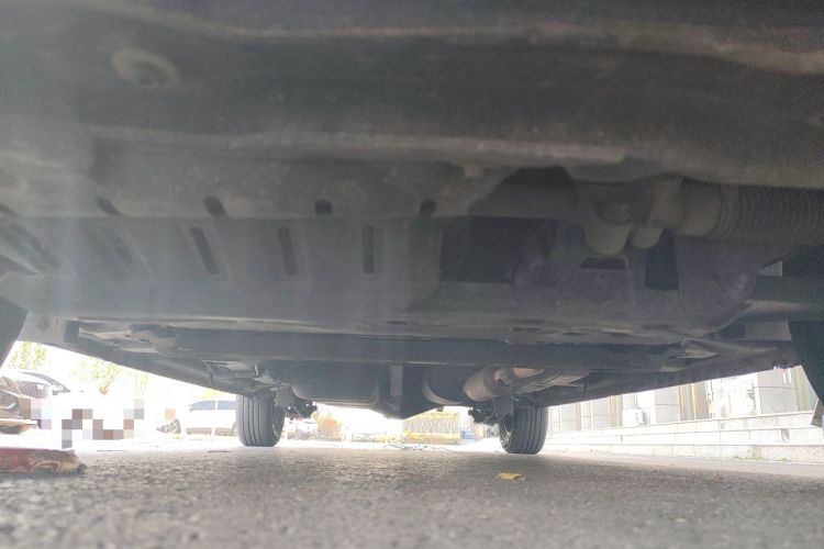 Used Wuling Hongguang 2014 1.5L S Luxury Model Chassis Front