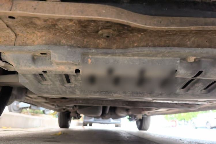 Used Wuling Hongguang 2014 1.5L S Comfort Model Chassis Front