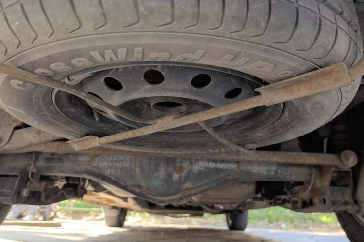 Used Wuling Hongguang 2014 1.5L S Standard Version Chassis Rear