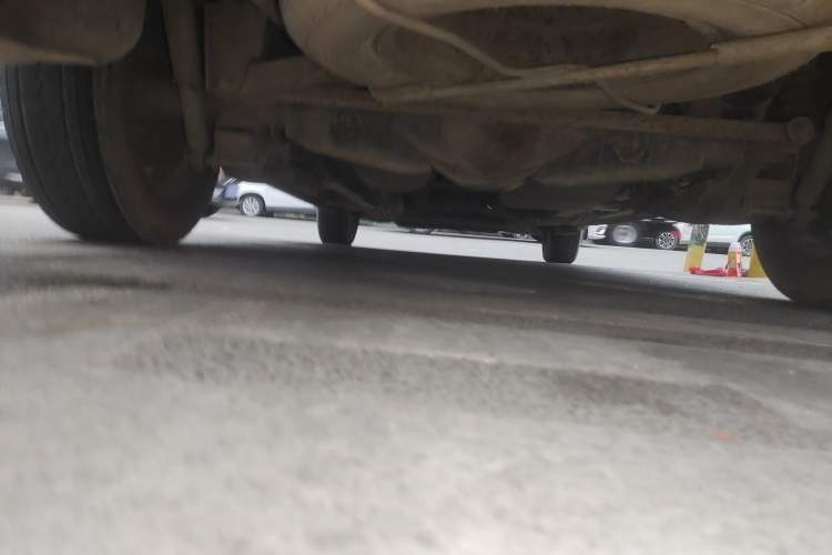 Used Wuling Hongguang 2014 1.5L S Standard Version Chassis Rear