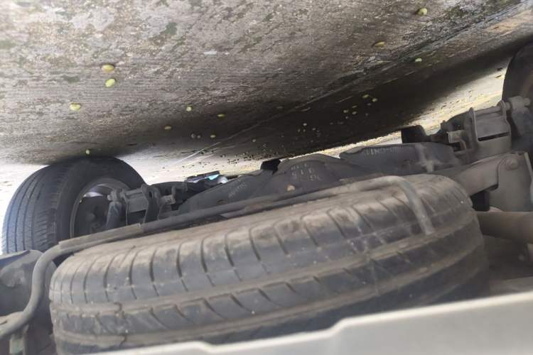 Used Wuling Hongguang 2014 1.5L S Automatic Luxury Model Chassis Rear