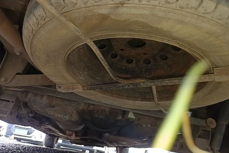 Used Wuling Hongguang 2014 1.5L S Comfort Model Chassis Rear