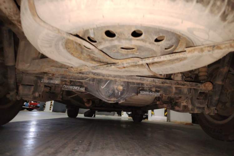 Used Wuling Hongguang 2014 1.2L S Standard Version China IV Standard Chassis Rear