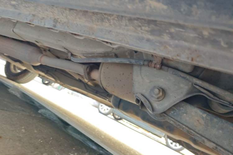 Used Wuling Hongguang 2014 1.5L S Luxury Model Chassis Rear Left