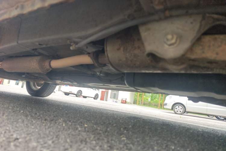 Used Wuling Hongguang 2014 1.5L S Comfort Model Chassis Rear Left