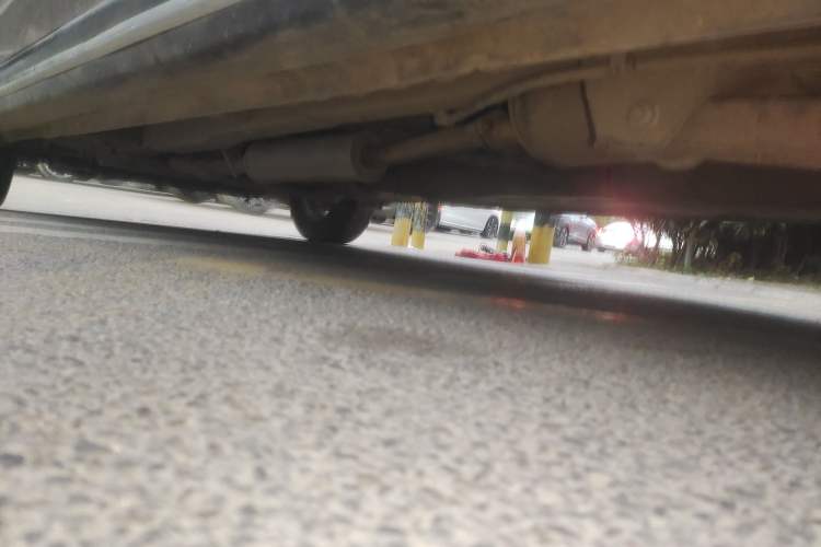 Used Wuling Hongguang 2014 1.5L S Standard Version Chassis Rear Left