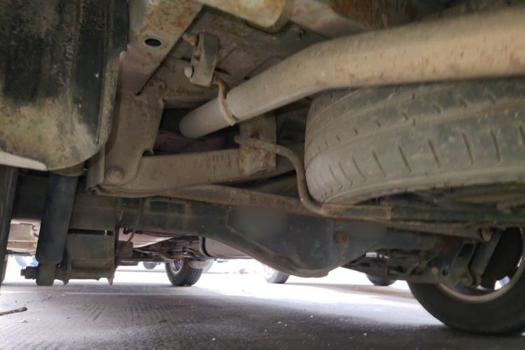 Used Wuling Hongguang 2014 1.5L S Standard Version Chassis Rear Left