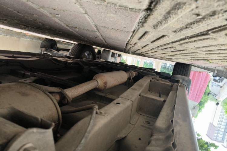 Used Wuling Hongguang 2014 1.5L S Standard Version Chassis Rear Left