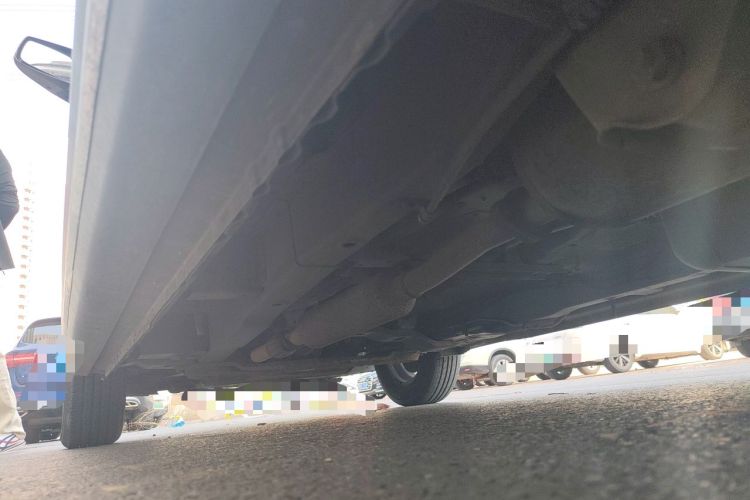 Used Wuling Hongguang 2014 1.5L S Luxury Model Chassis Rear Left