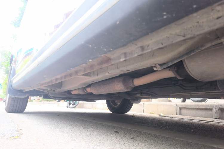 Used Wuling Hongguang 2014 1.5L S Comfort Model Chassis Rear Left