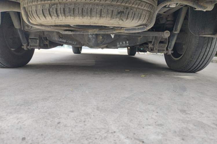Used Wuling Hongguang 2014 1.5L S Comfort Model Chassis Rear