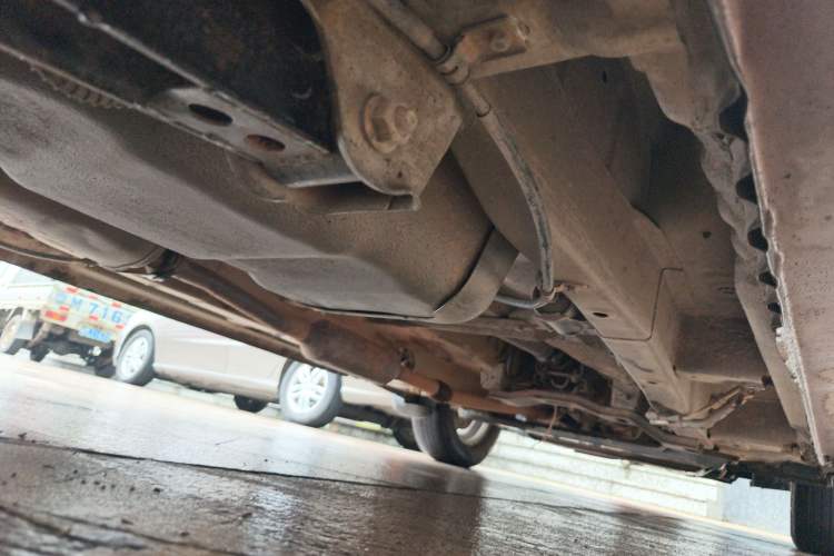 Used Wuling Hongguang 2014 1.5L S Standard Version Chassis Rear Right