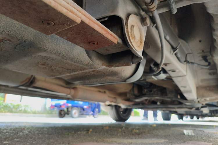 Used Wuling Hongguang 2014 1.5L S Standard Version Chassis Rear Right
