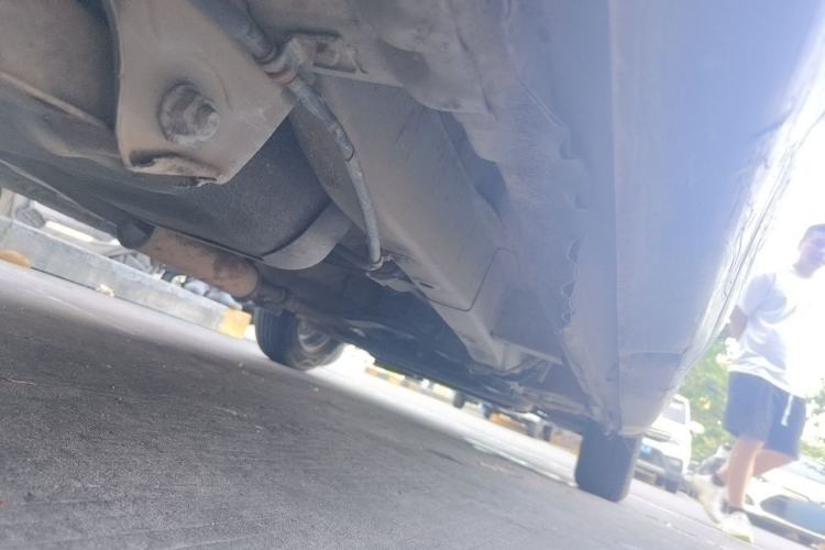 Used Wuling Hongguang 2014 1.5L S Luxury Model Chassis Rear Right