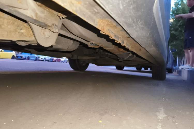 Used Wuling Hongguang 2014 1.5L S Luxury Model Chassis Rear Right