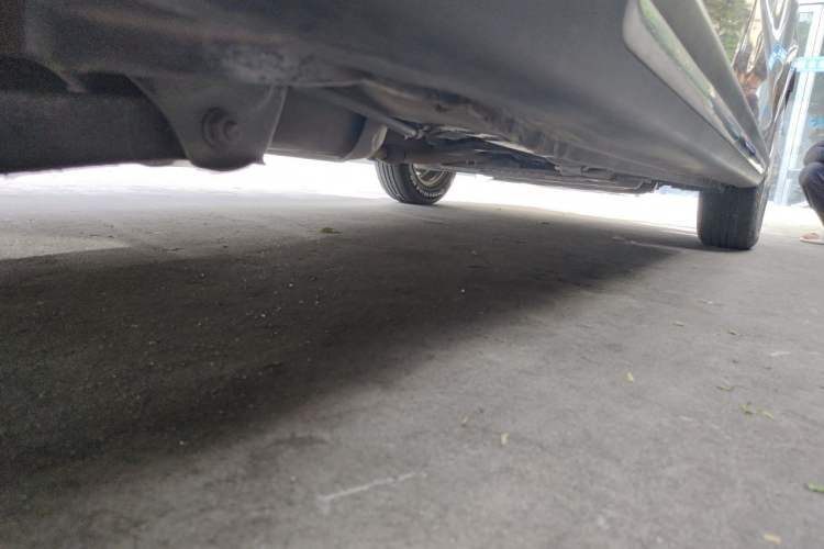 Used Wuling Hongguang 2014 1.5L S Comfort Model Chassis Rear Right