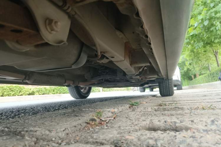 Used Wuling Hongguang 2014 1.5L S Comfort Model Chassis Rear Right