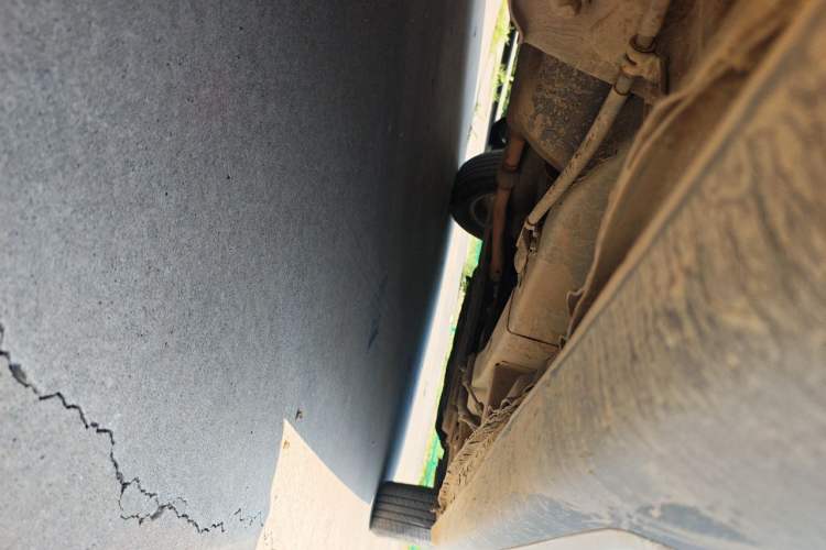 Used Wuling Hongguang 2014 1.5L S Standard Version Chassis Rear Right