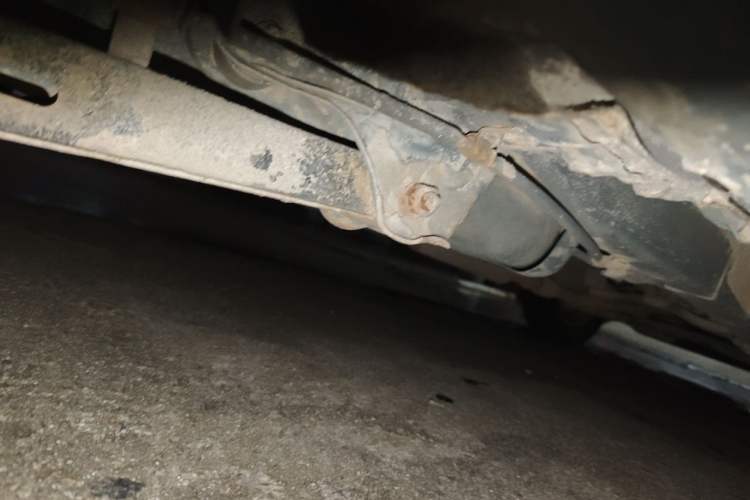 Used Wuling Hongguang 2014 1.5L S Luxury Model Chassis Rear Right