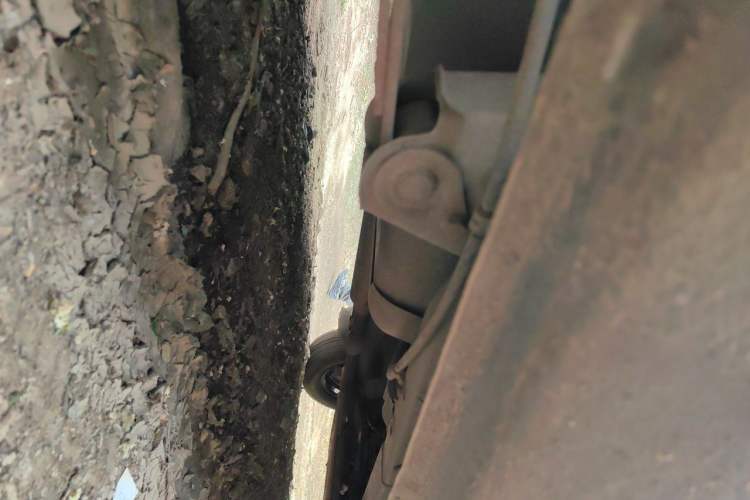 Used Wuling Hongguang 2014 1.5L Base Version Chassis Rear Right