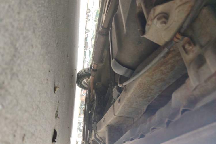 Used Wuling Hongguang 2014 1.5L S Comfort Model Chassis Rear Right