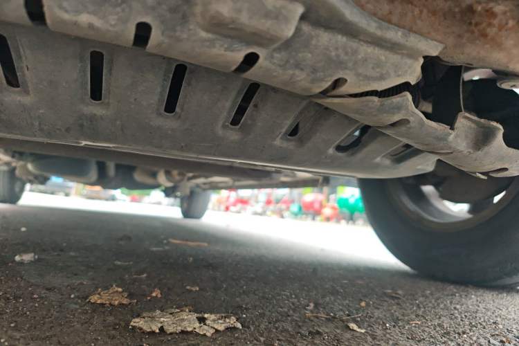 Used Wuling Hongguang 2014 1.5L S Luxury Model Chassis Rear Right