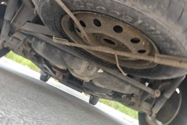 Used Wuling Hongguang 2014 1.5L S Comfort Model Chassis Rear