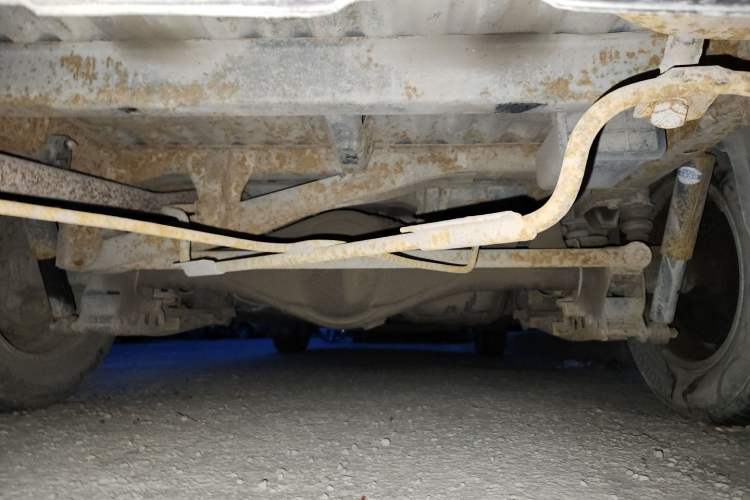 Used Wuling Hongguang 2014 1.5L S Standard Version Chassis Rear